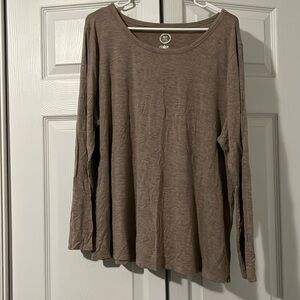 3 long sleeve light weight 24/7 tshirts